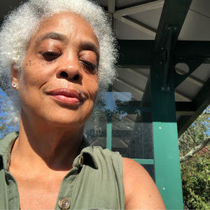 Meet your Posher, Kelli